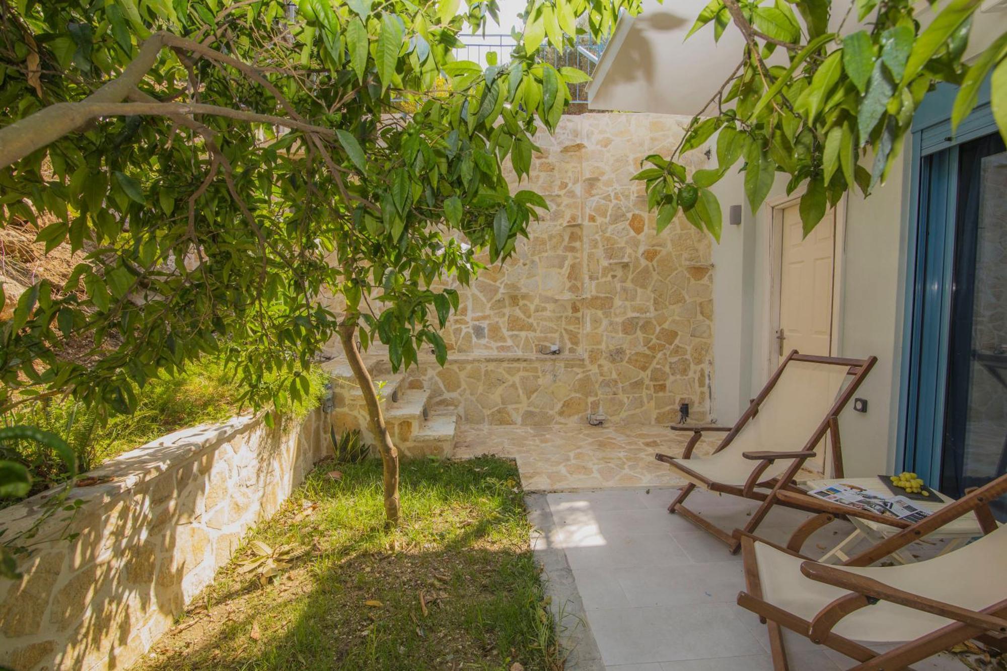 Aκrotiriresort Vasiliki  Exterior photo