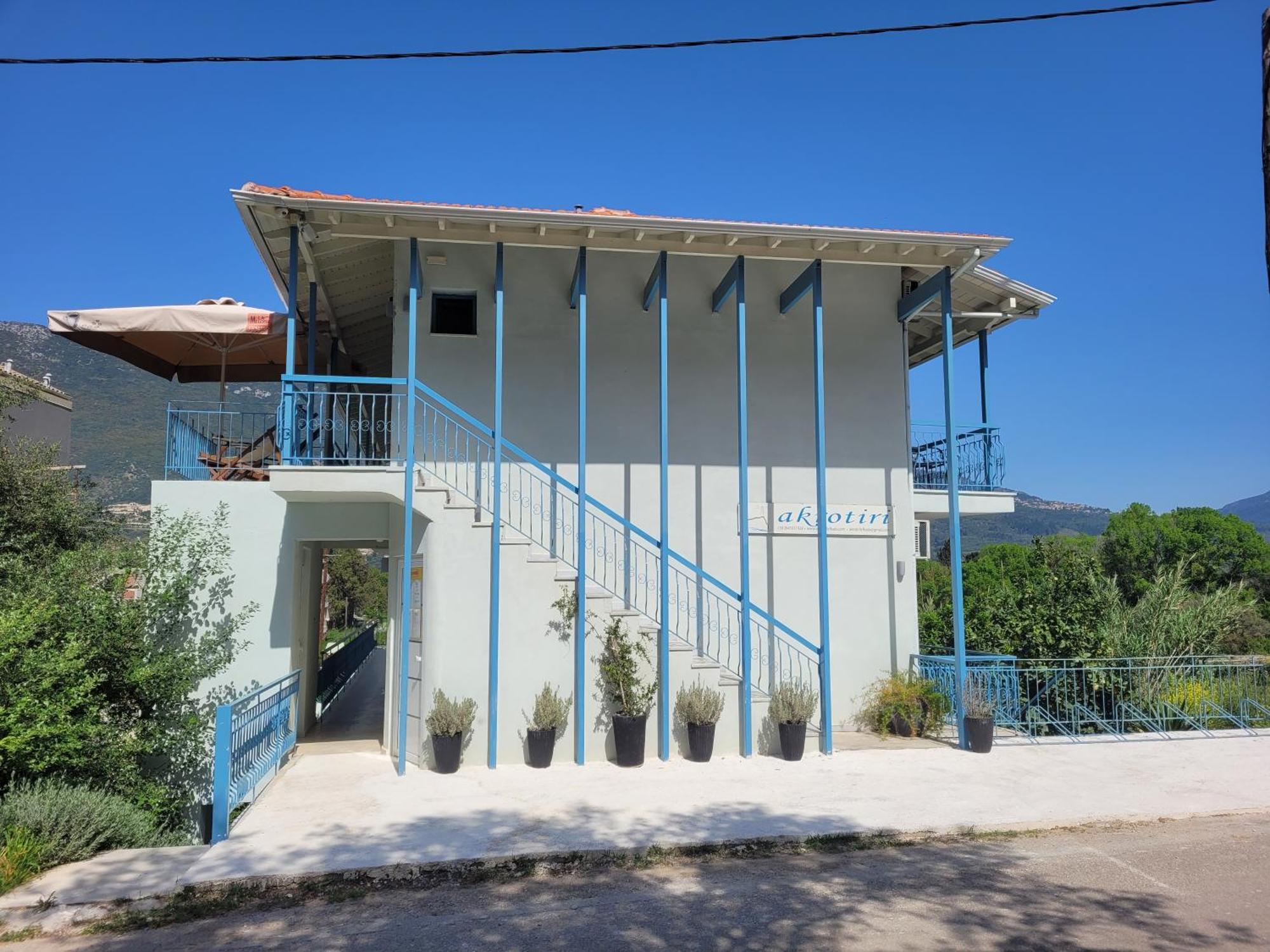 Aκrotiriresort Vasiliki  Exterior photo